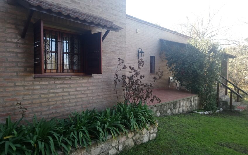 Hermosa Propiedad en Unquillo. Gran Terreno!!
