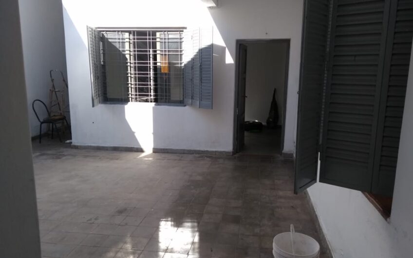 Inmueble Interno sobre Av. Alem