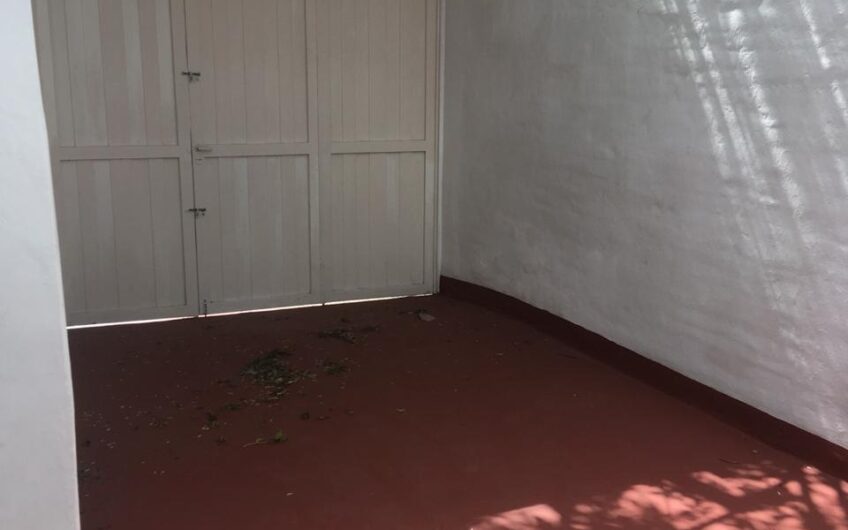 ¡Oportunidad! Casa + Local + Dpto en General Bustos