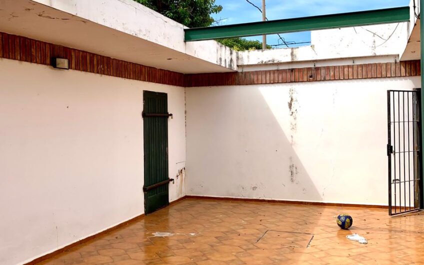 Hermosa Casa en Barrio Centro América