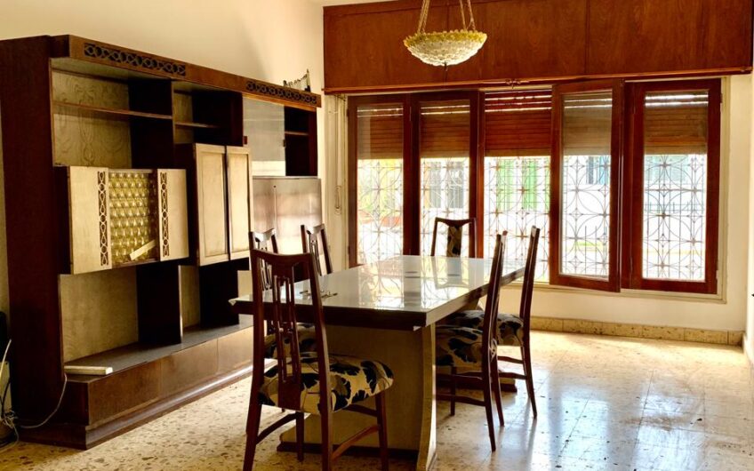 Hermosa Casa en Barrio Centro América