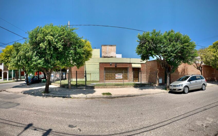 Hermosa Casa en Barrio Centro América