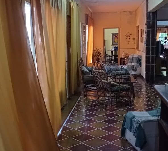 Oportunidad! Casa en Barrio General Bustos a metros de Cura Brochero y Alem