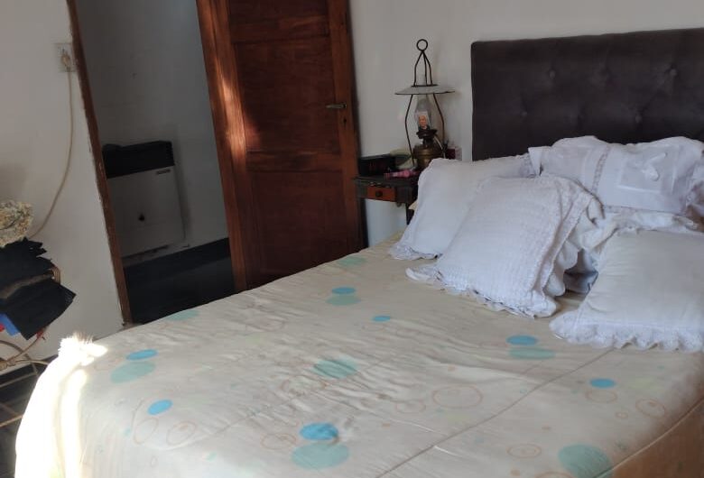 Oportunidad: Casa + Dpto en Barrio Residencial América