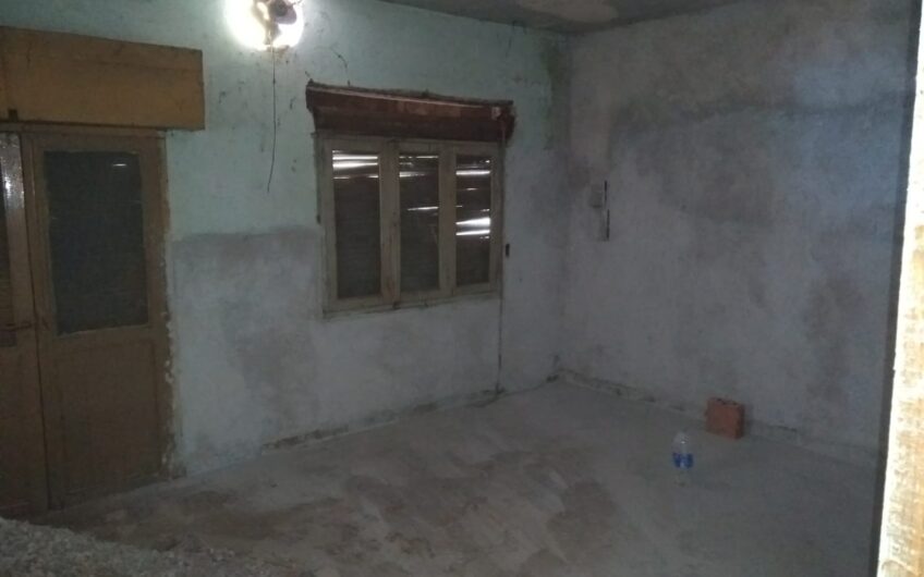 Oportunidad. Casa en venta en barrio General Bustos a reciclar