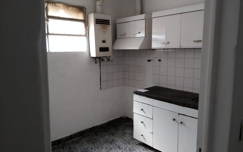 Casa de 2 dormitorios en barrio Talleres
