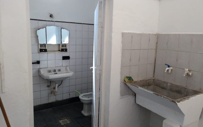 Casa de 2 dormitorios en barrio Talleres