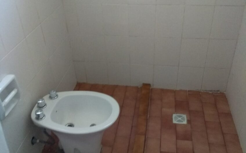 Dpto 1 dormitorio, Planta Alta en Barrio Las Margaritas