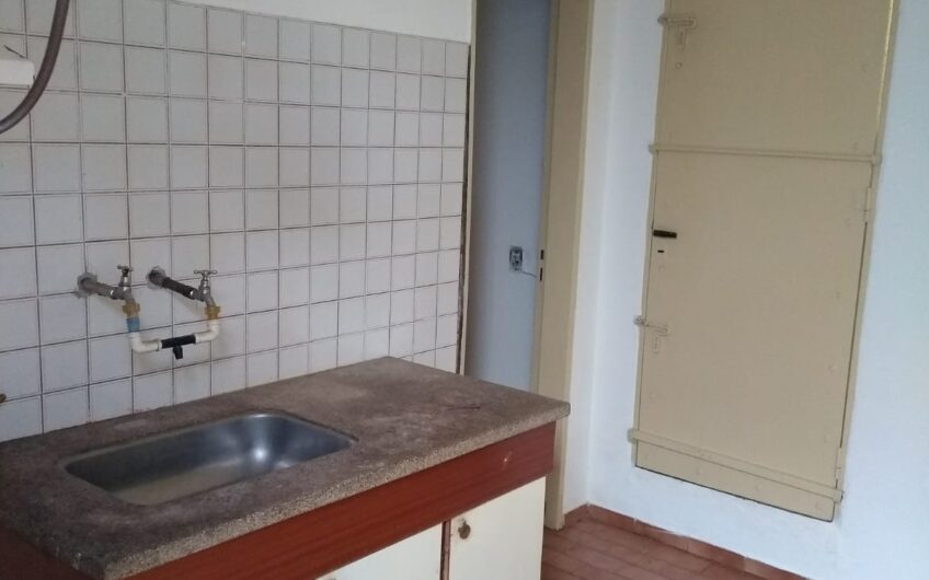 Dpto 1 dormitorio, Planta Alta en Barrio Las Margaritas