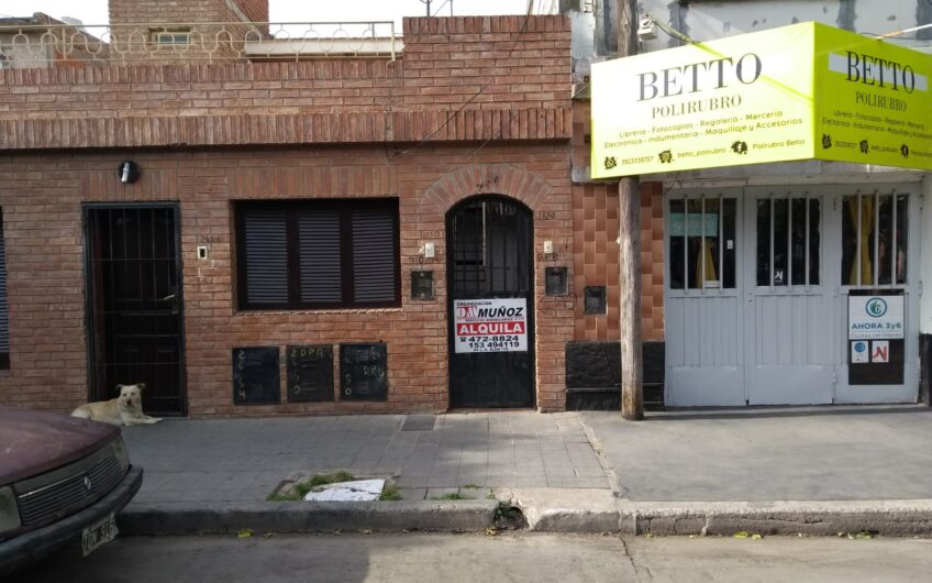 Dpto 1 dormitorio, Planta Alta en Barrio Las Margaritas