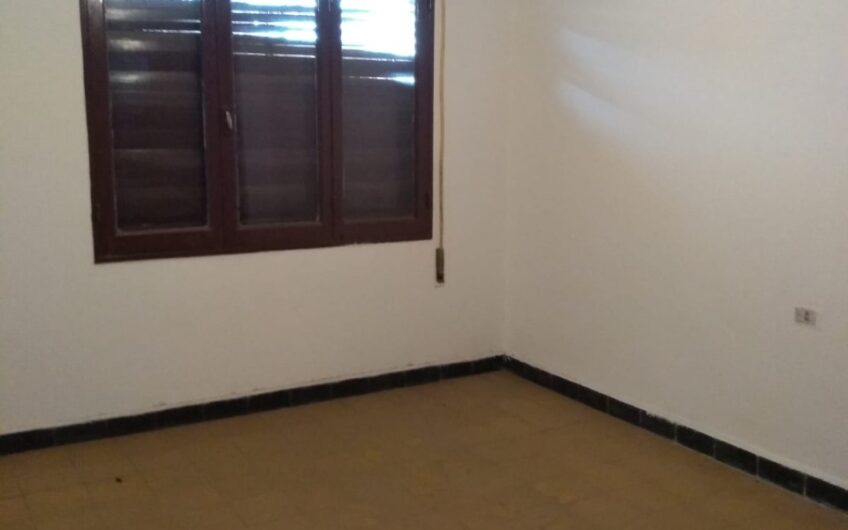 Depto en P.A. sobre Av Alem
