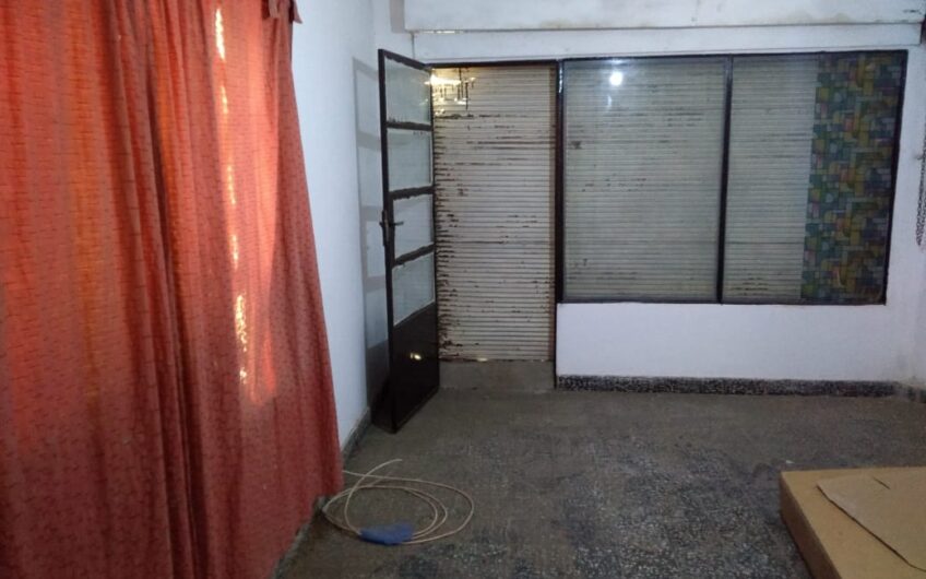 Amplia casa en Talleres O