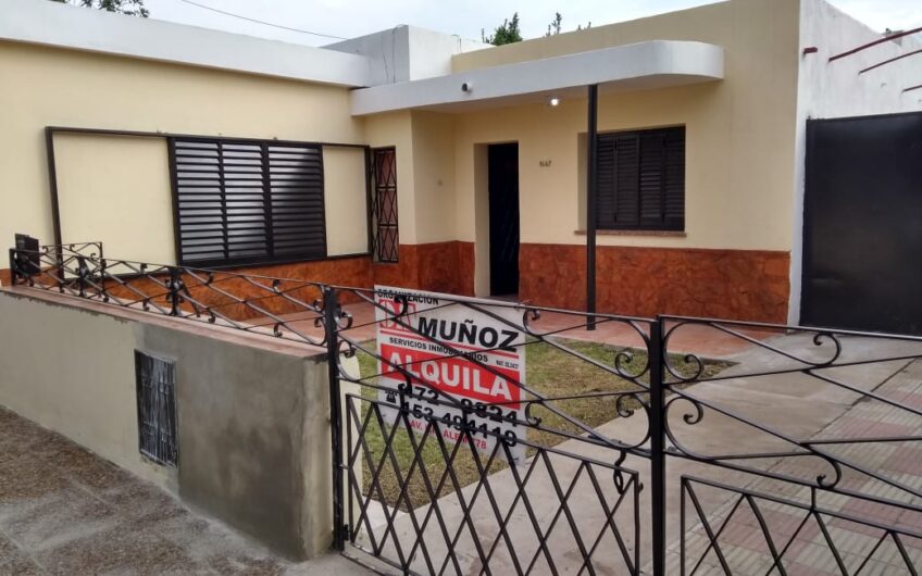 Amplia casa en Talleres O