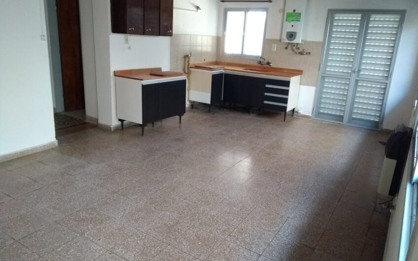 Casa en Talleres Oeste