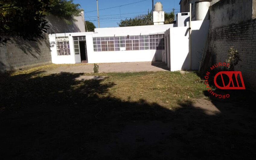 Casa en Barrio Los Boulevares sobre Bv Los Alemanes!
