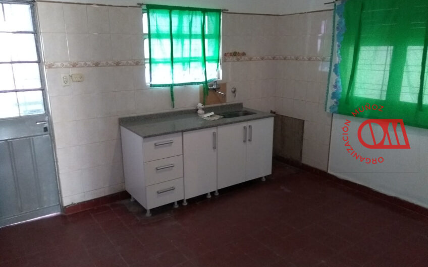 Casa en Barrio Los Boulevares sobre Bv Los Alemanes!