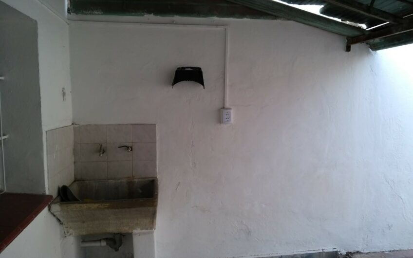 Alquiler sobre calle Yadarola en General Bustos