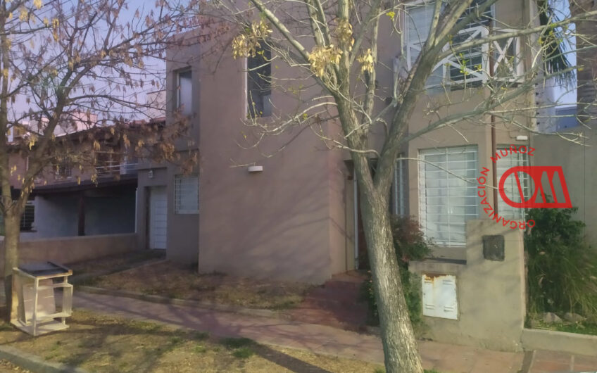 Hermoso y luminoso duplex en Barrio Nuevo Poeta Lugones