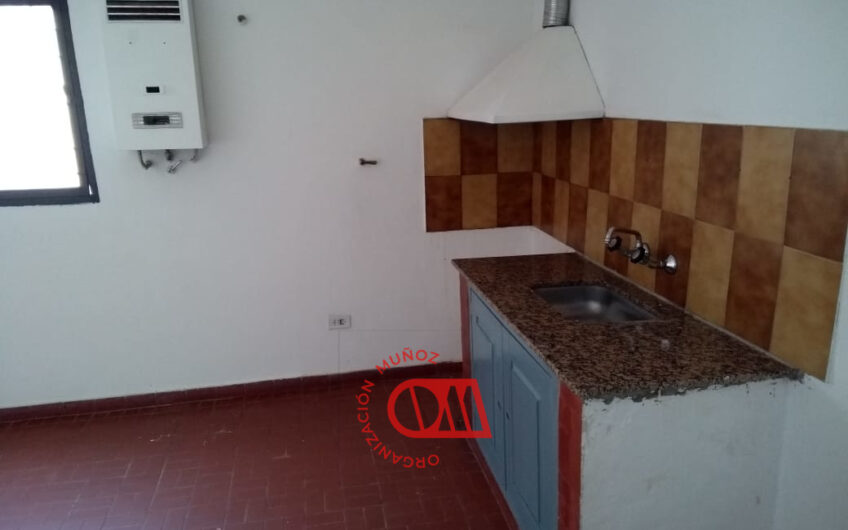 Casa en Venta: Barrio Los Pinos