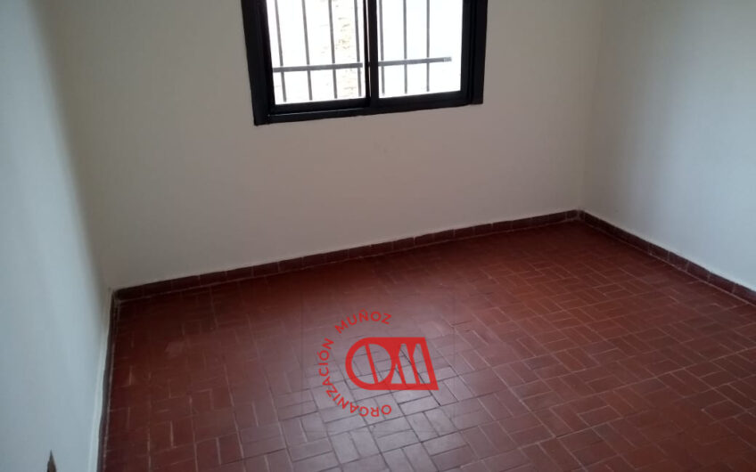 Casa en Venta: Barrio Los Pinos