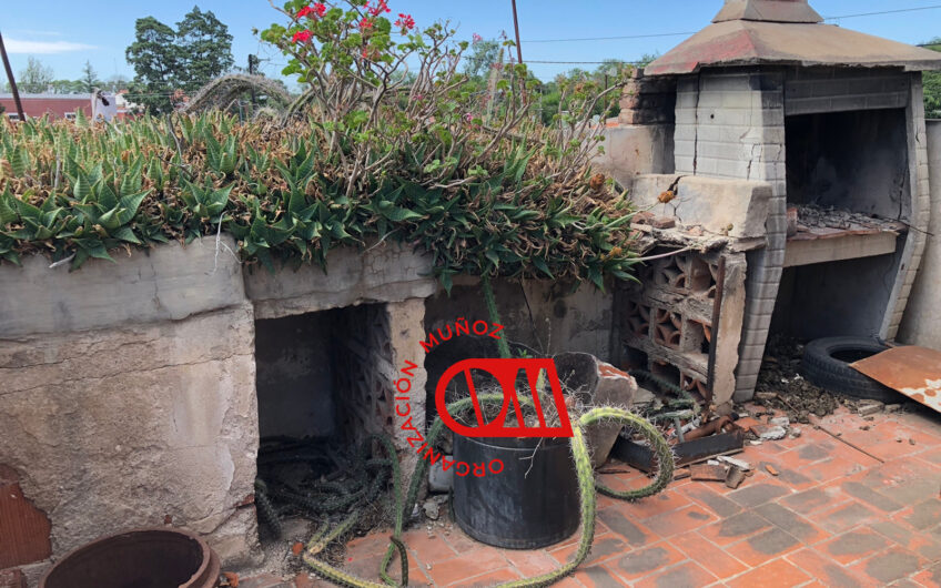 ¡OPORTUNIDAD! Casa a reciclar