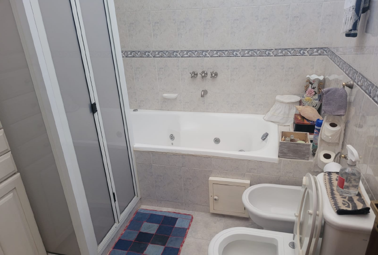 Linda casa en Residencial América!