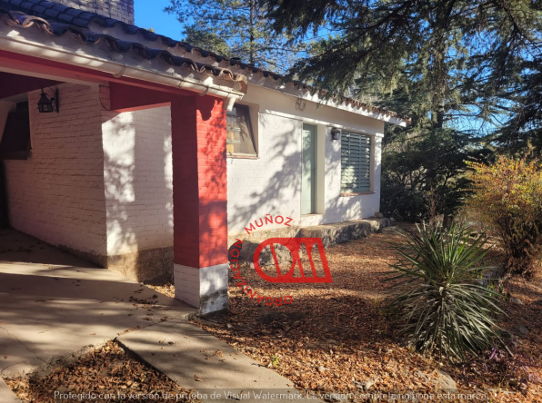 Casa en Agua de Oro – Gran terreno