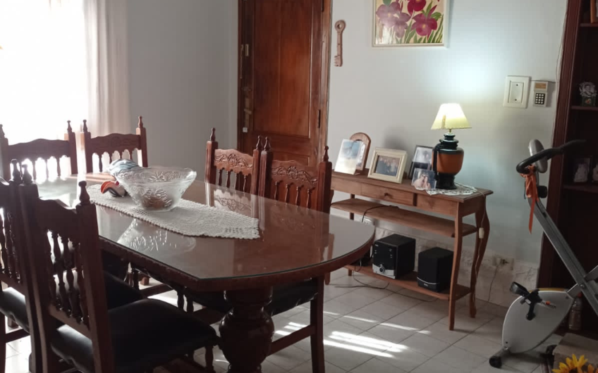 Excelente Casa en Residencial América  para la venta