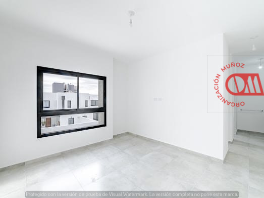 ¡Duplex en SOLARES DE MANANTIALES!