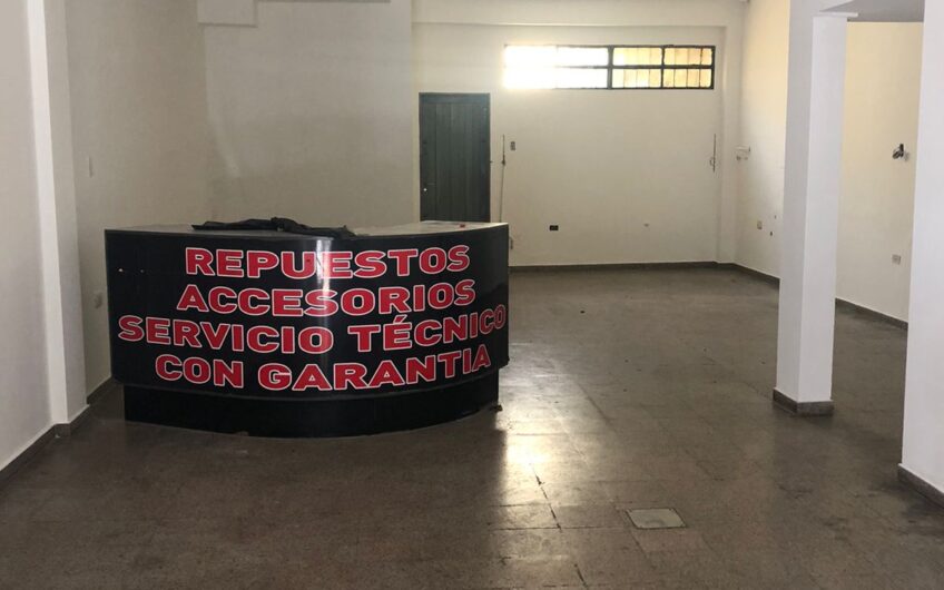 Local sobre Av Alem
