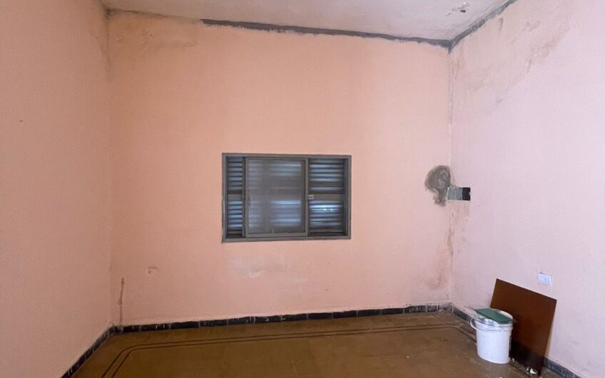 Casa amplia en Geral Bustos