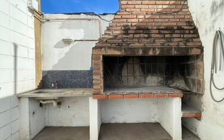 Casa + Depto + Galpon
