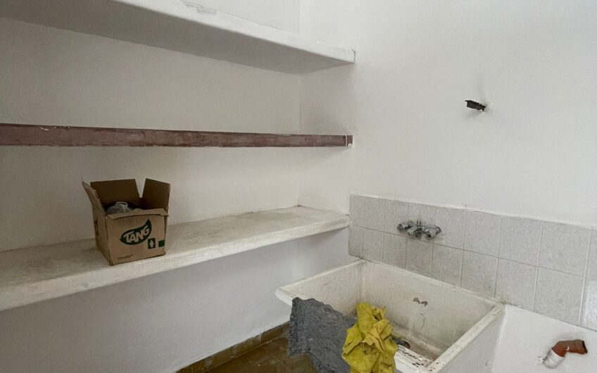CASA + GALPON + DEPTO