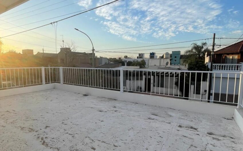 Hermosa y Luminosa casa en Nuevo Poeta Lugones