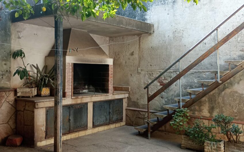 CASA AMPLIA EN GENERAL BUSTOS