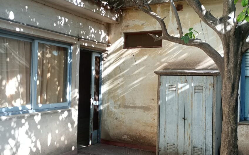 CASA AMPLIA EN GENERAL BUSTOS