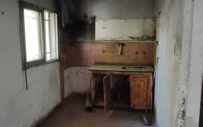 Casa a demoler en Talleres