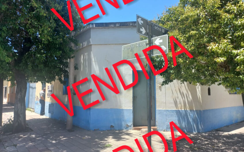 Casa a demoler en Talleres