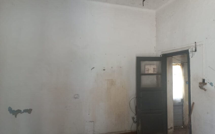 Casa a demoler en Talleres