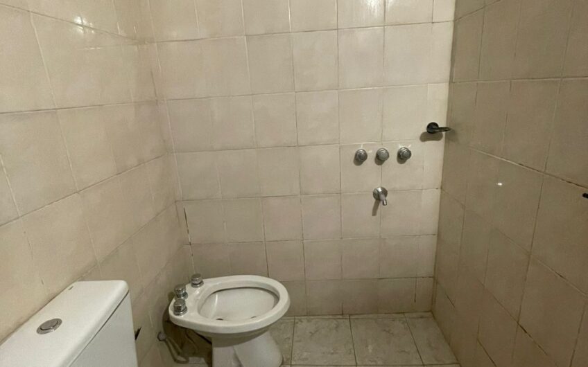 Alquiler: Departamento Centro América                         1dormitorio y cochera