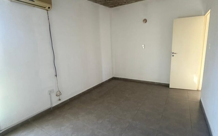 CASA EN VILLA RETIRO