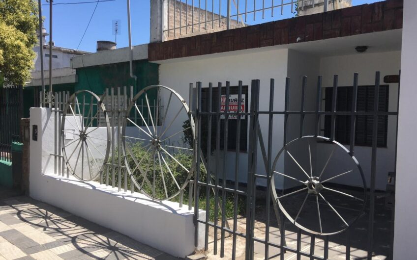 Casa + Depto en B° Patricios