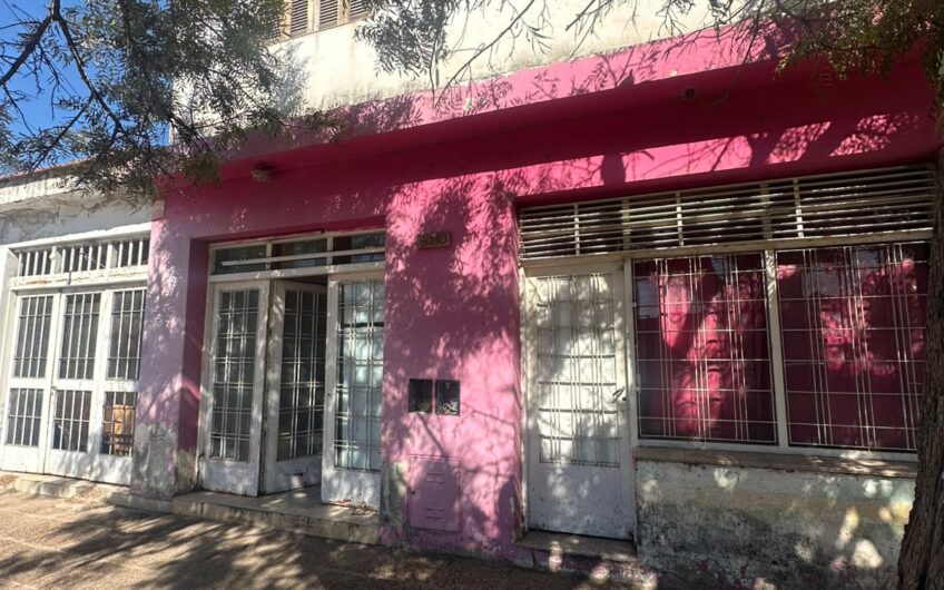 Casa + Local en Centro America
