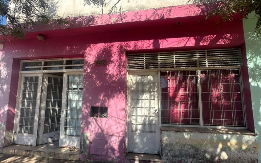 Casa + Local en Centro America