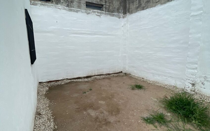 Depto en Los Boulevares