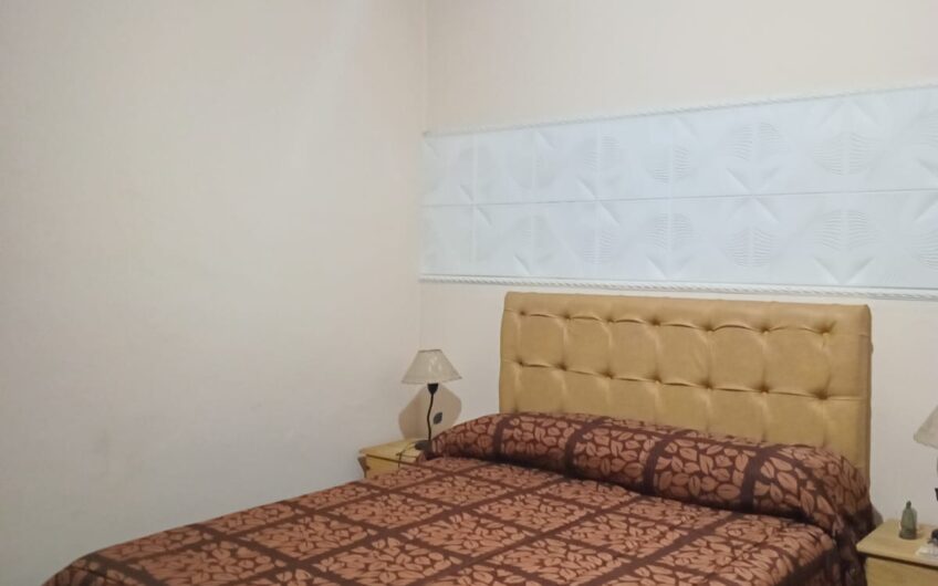 Depto interno sobre Av Alem