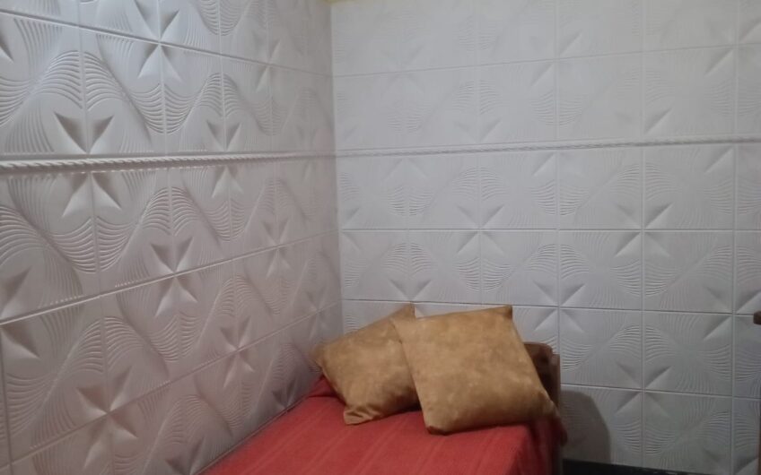 Depto interno sobre Av Alem