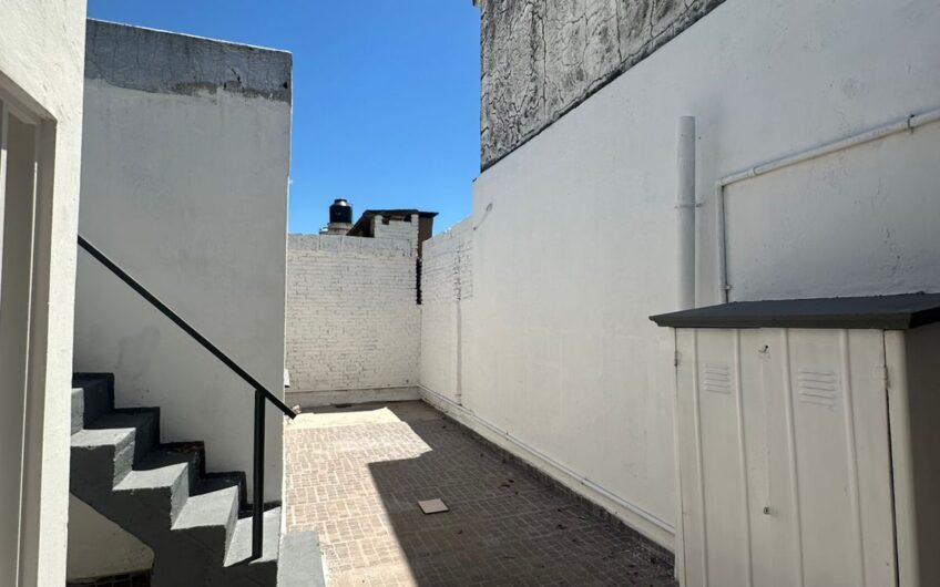 Casa + Local en Res America