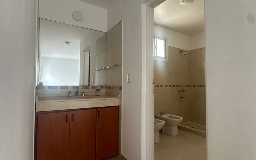 DUPLEX EN NUEVO POETA