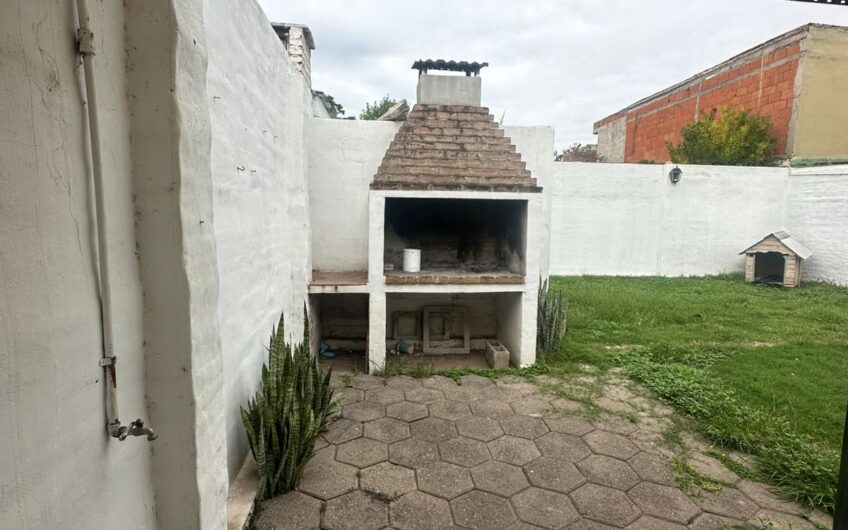 HERMOSA CASA – LOS GIGANTES